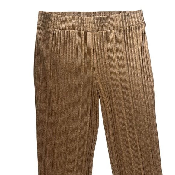 Elegant Ribbed Tan Two-Piece Set - Picture 5 of 5